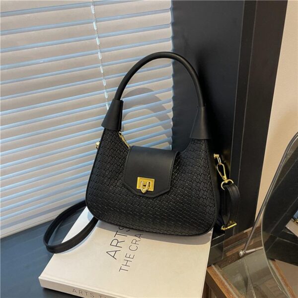 CHIC SIDE BAG