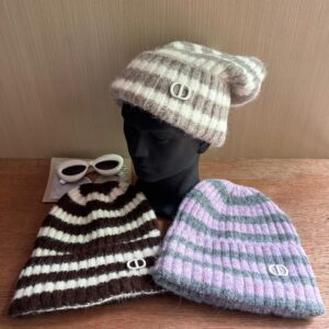 WhatsApp Image 2025-10-15 at 13.13.56_3347dc40 LONG LENGTH BEANIE
