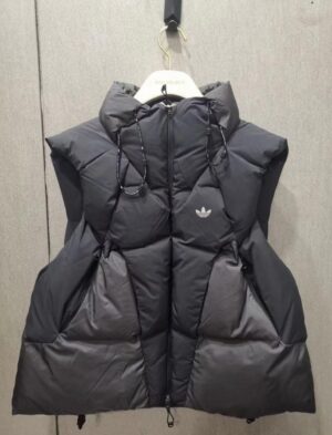 WhatsApp Image 2025-10-15 at 19.57.59_1649af19 ADIDAS PUFFER JACKET