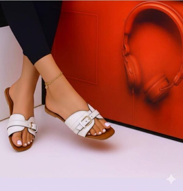 BUCKLE BELTED SLIDE SANDALS