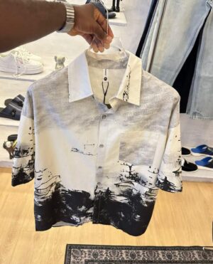 WhatsApp Image 2025-10-16 at 03.57.23_b7d11f5f MEN'S SHORT-SLEEVED BUTTON-DOWN SHIRT WITH A BLACK AND WHITE LANDSCAPE PRINT