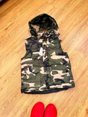 WhatsApp Image 2025-10-16 at 03.57.28_01133f8f CAMO ARM-LESS PUFFER JACKET