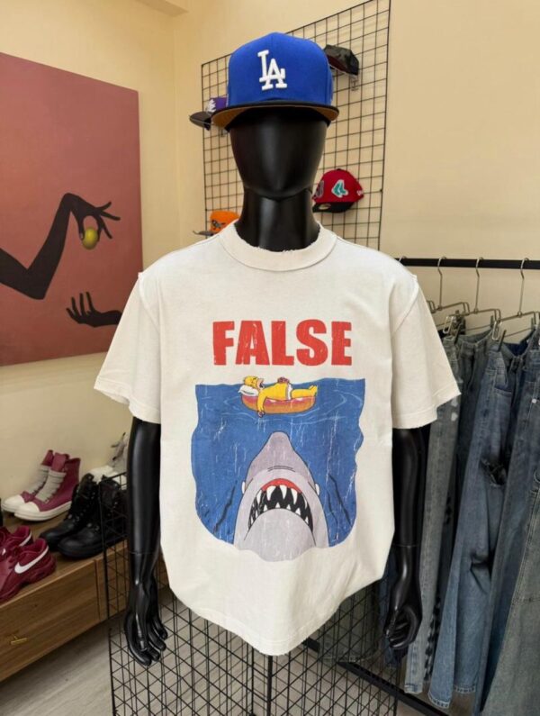WhatsApp Image 2025-10-16 at 20.27.10_d5c539b0 FALSE - JAWS x HOMER SIMPSON GRAPHIC PRINT T-SHIRT