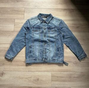 WhatsApp Image 2025-10-16 at 20.27.17_4852281e YZY SZN DENIM JEANS JACKET