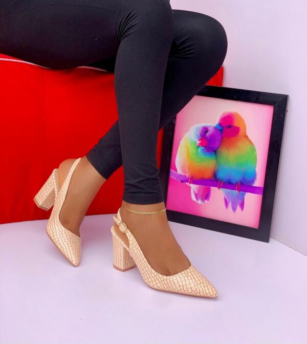 LRM-CROC TEXTURE SLINGBACK BLOCK HEEL PUMPS