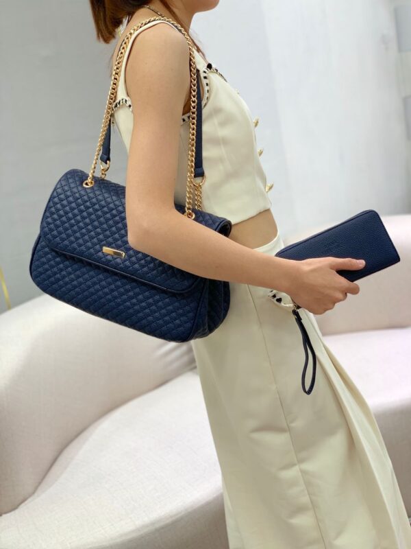 QUILTED SHOULDER BAGS AND WALLET