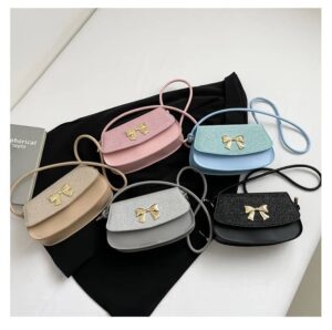 GLITTERY CROSSBODY BAGS