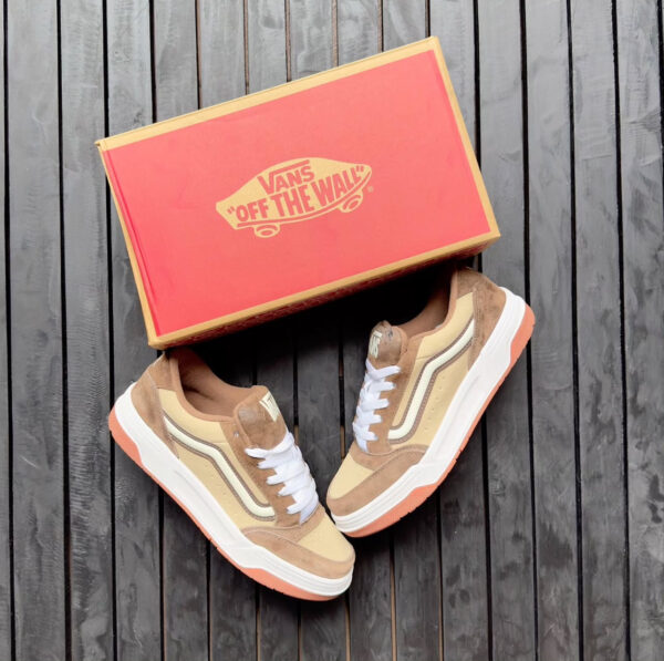 VANS HYLANE TRAINERS