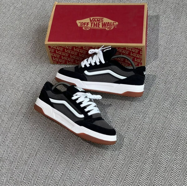 VANS HYLANE TRAINERS