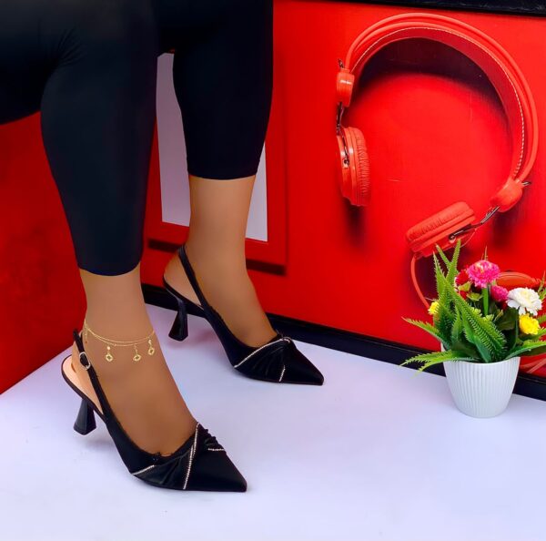 SLINGBACK HEELS WITH KNOTTED DETAIL