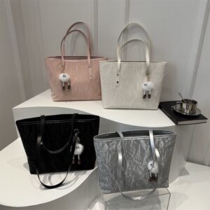 TOTES BAGS WITH CHARMS