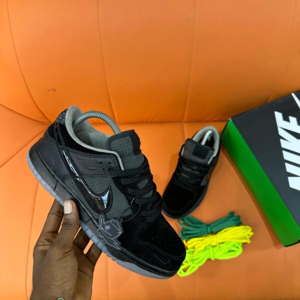 NIKE SB DUNK ‘DOAF x UNIVERSITY OF OREGON x GOAT’