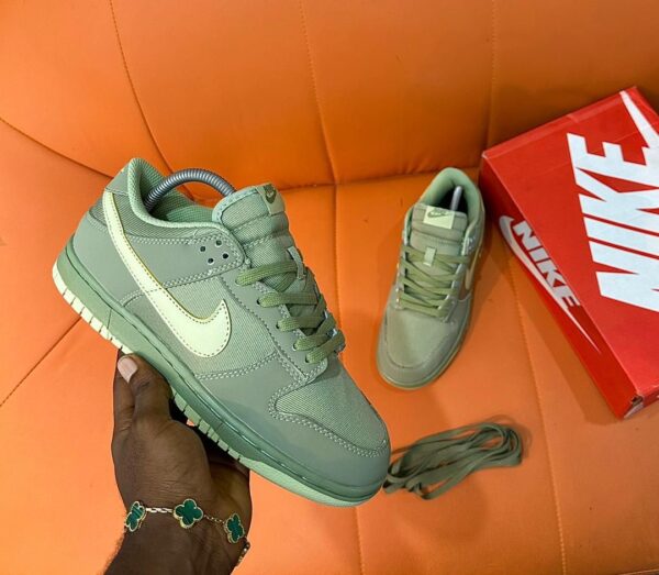 NIKE SB ‘PREMIUM OLIVE’