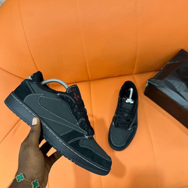 TRAVIS x NIKE AIR JORDAN 1 RETRO ‘PHANTOM’